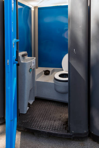 Best Best portable toilet rental  in Brooklyn, IA