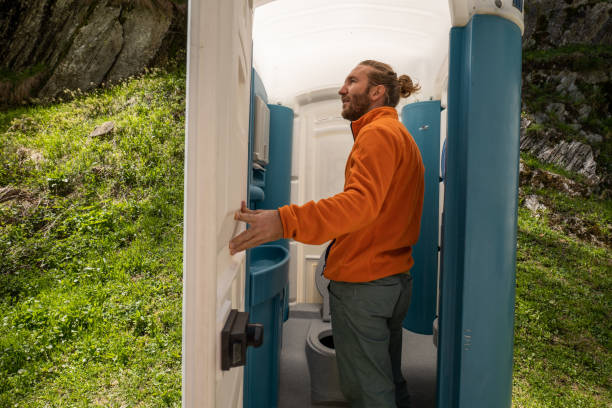 Portable Toilet Options We Offer in Brooklyn, IA