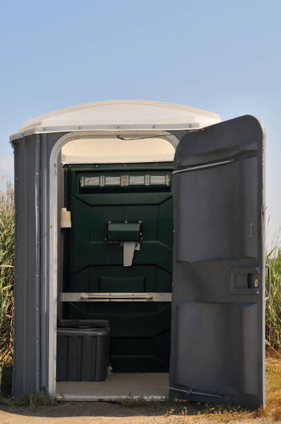Best Porta potty rental near me  in Brooklyn, IA