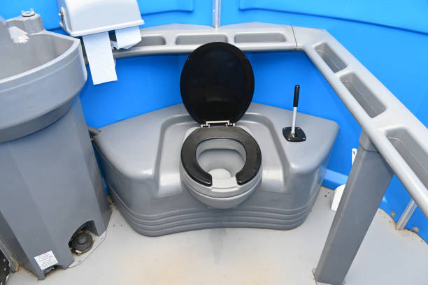 Best Portable toilet rental cost  in Brooklyn, IA